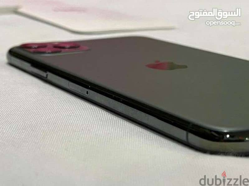 ايفون ١١برو ماكس  iPhone 11 pro max 4