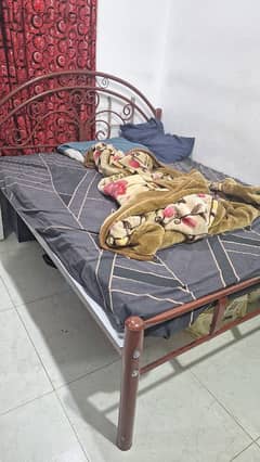 king size Bed and Cot for sale 0