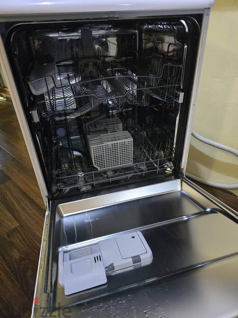 whirlpool automated dishwasher for sale 1