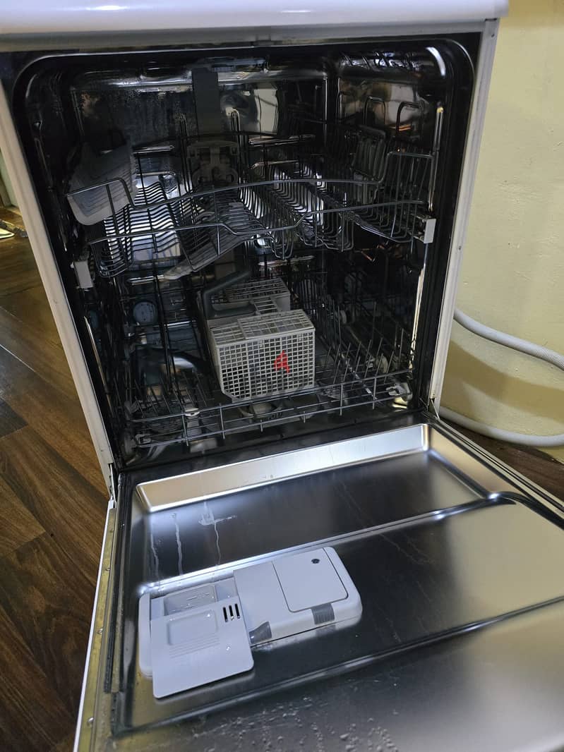 whirlpool automated dishwasher for sale 1