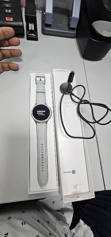 Galaxybwatch 6 classic 47Mm. . 6