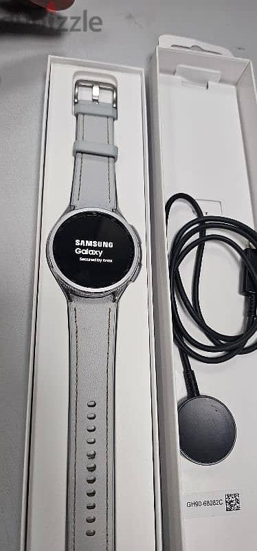 Galaxybwatch 6 classic 47Mm. . 7