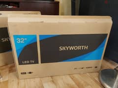 32" TV Box 0