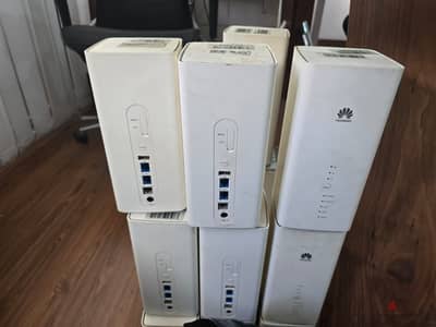 12 Huawei 4G routers for sale (Ooredoo)