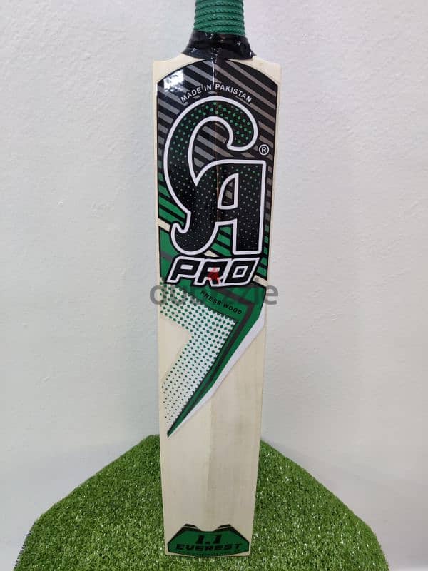 CA Pro Everest 1.1 Cricket bat 1