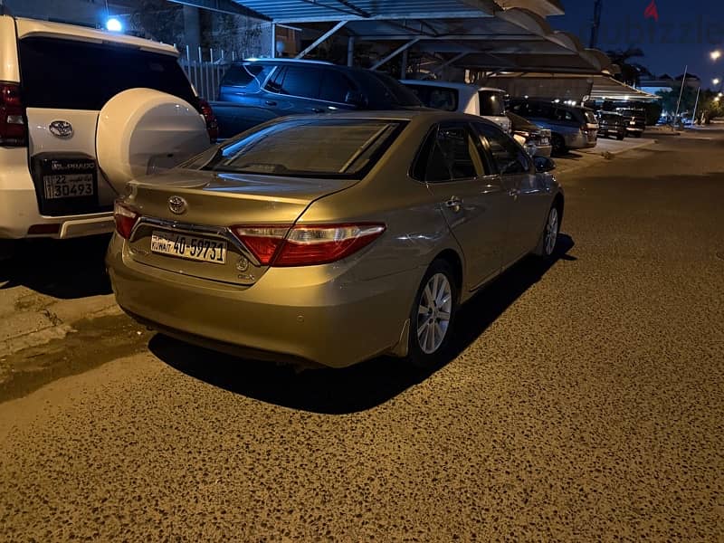 Toyota Camry 2017 3