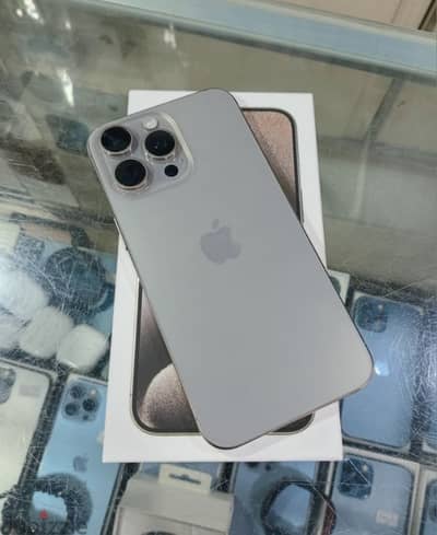 iPhone 15 pro max 256gb bttary 100%