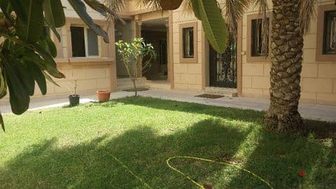 Villa with garden for rent in Mishref 750 meters