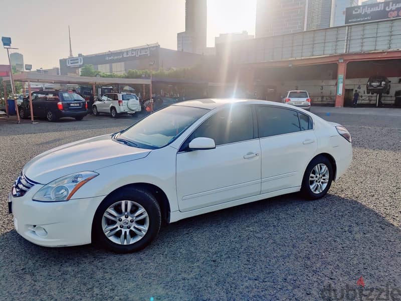 Nissan Altima 2012 2