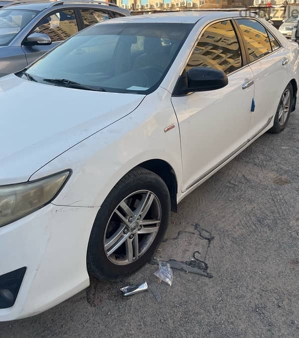 Toyota Camry 2012  model for sale 4