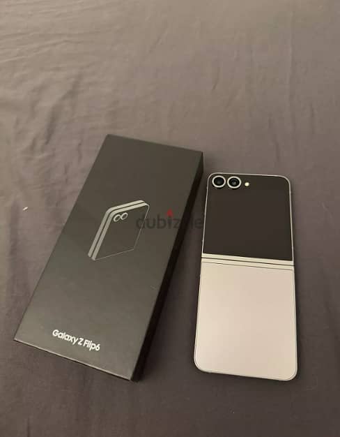 Galaxy Z Flip6 / 512GB / Silver 0