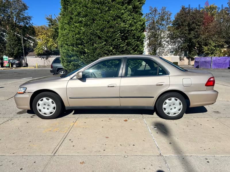 Honda Accord 1999 2000 Honda Accord LX 2