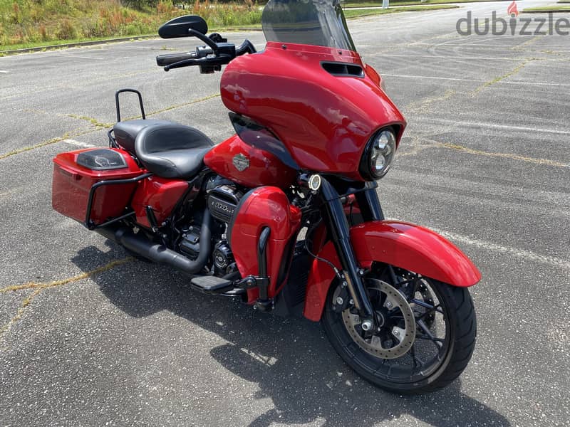 2022 Harley-Davidson Street Glide Touring (+97466574363) 2