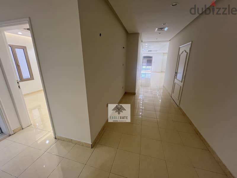 Bayan, spacious 5 bedroom floor 5