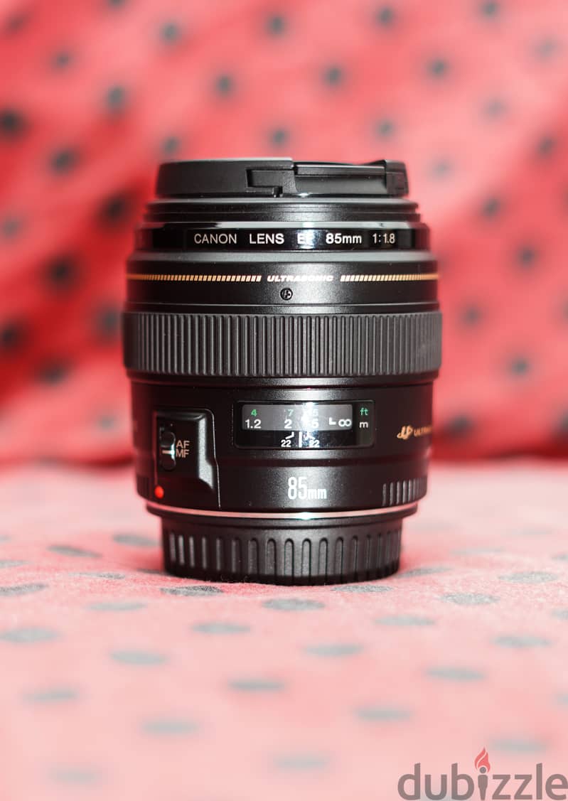 Canon Lens 85mm f/1.8 USM 2