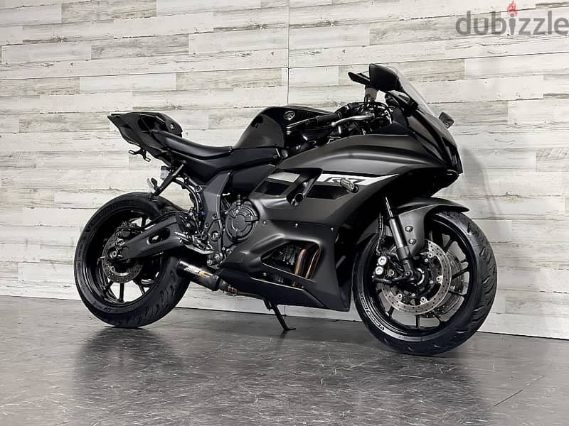 2024 Yamaha YZF-R7 ( +971 52 300 8603) 9