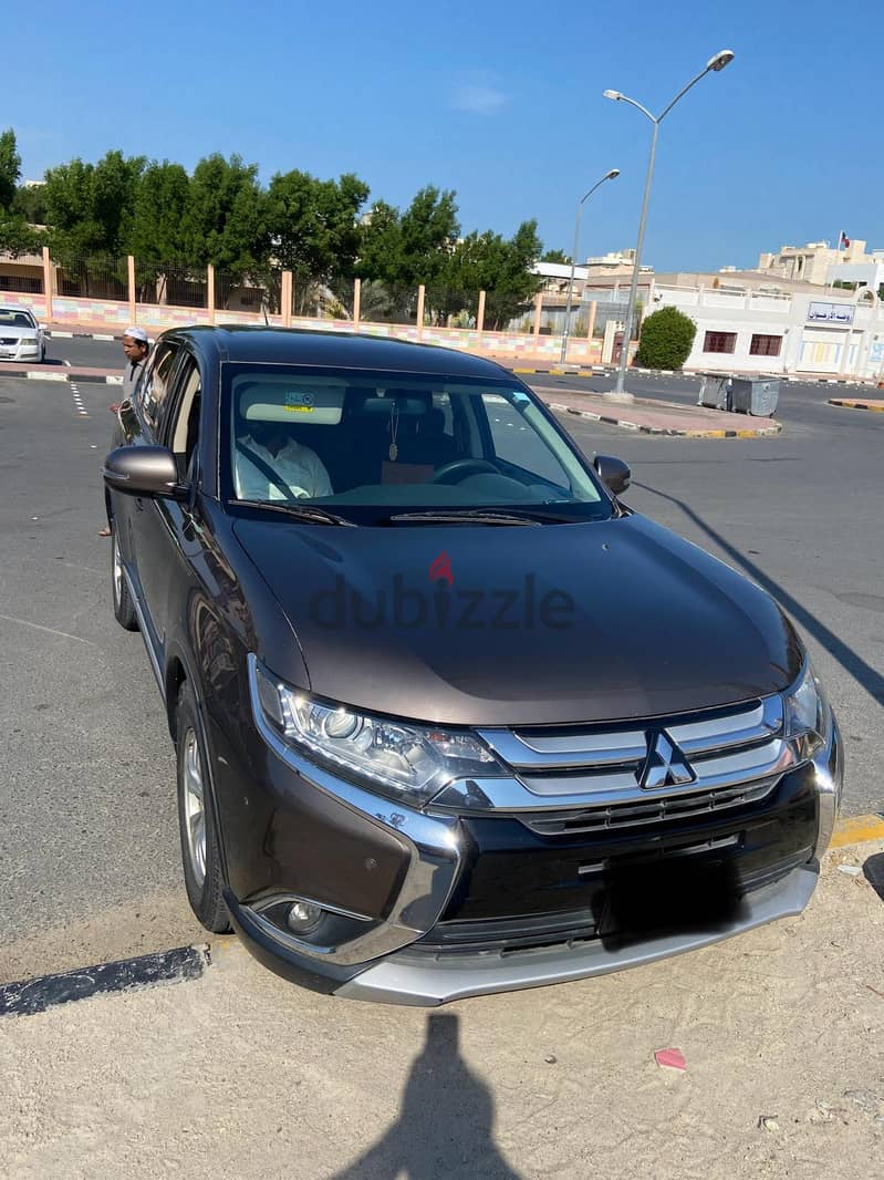 Mitsubishi Outlander 2016 0