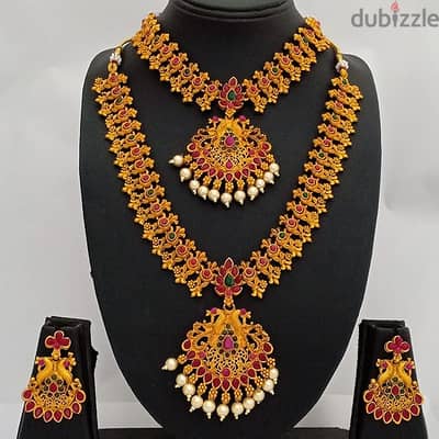 Estele Necklace Set for Women