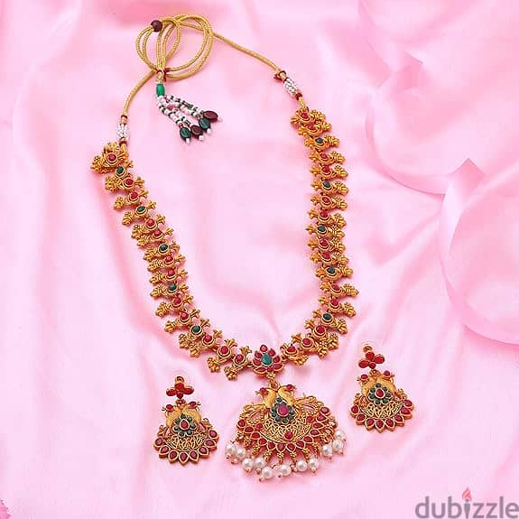 Estele Necklace Set for Women 1