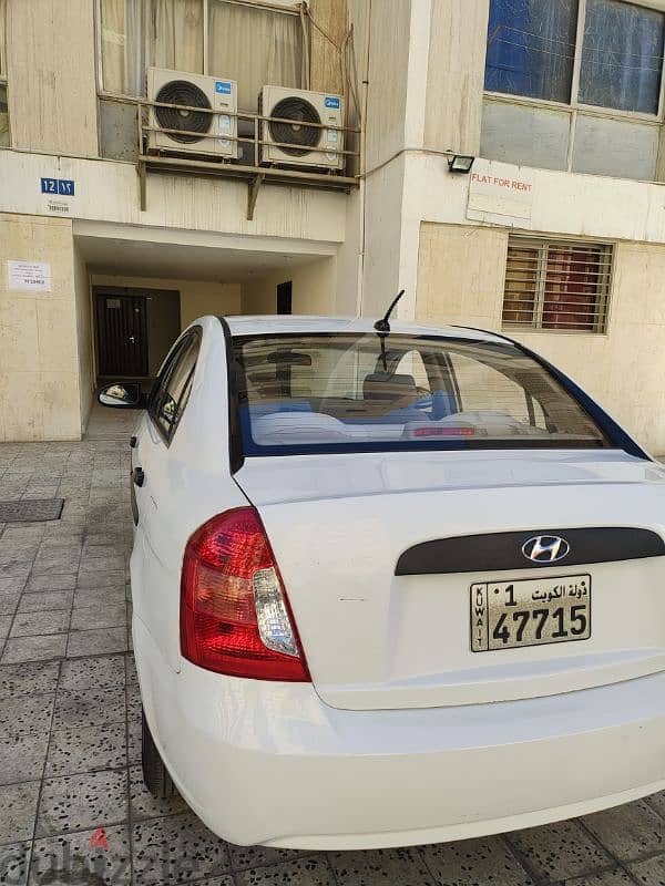 Hyundai Accent 2010 indian family used 8