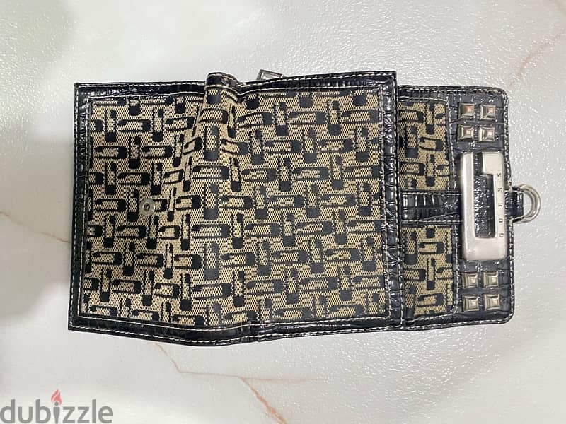 new guess wallet 2