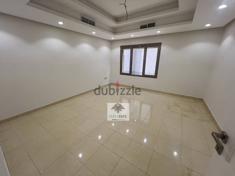 Bayan, spacious 5 bedroom floor 3