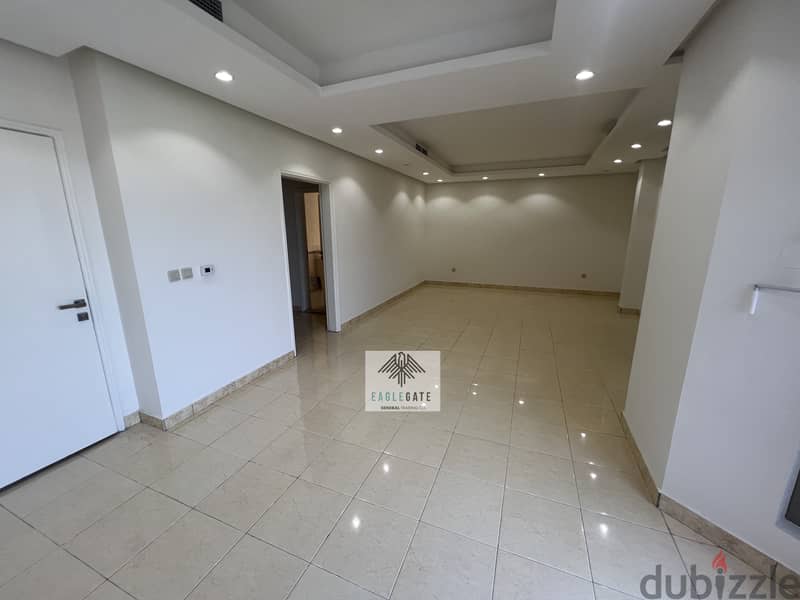 Bayan, spacious 5 bedroom floor 6