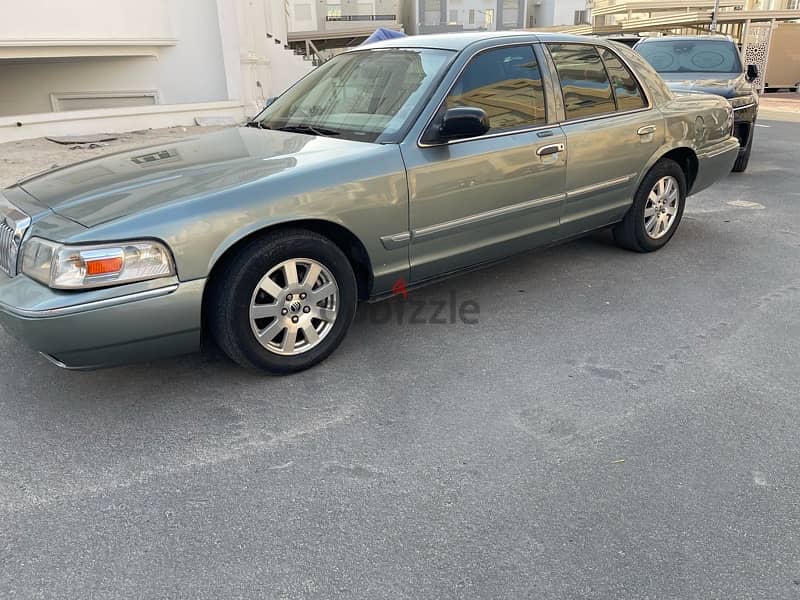 Ford Grand Marquis for sale  2006 model 3