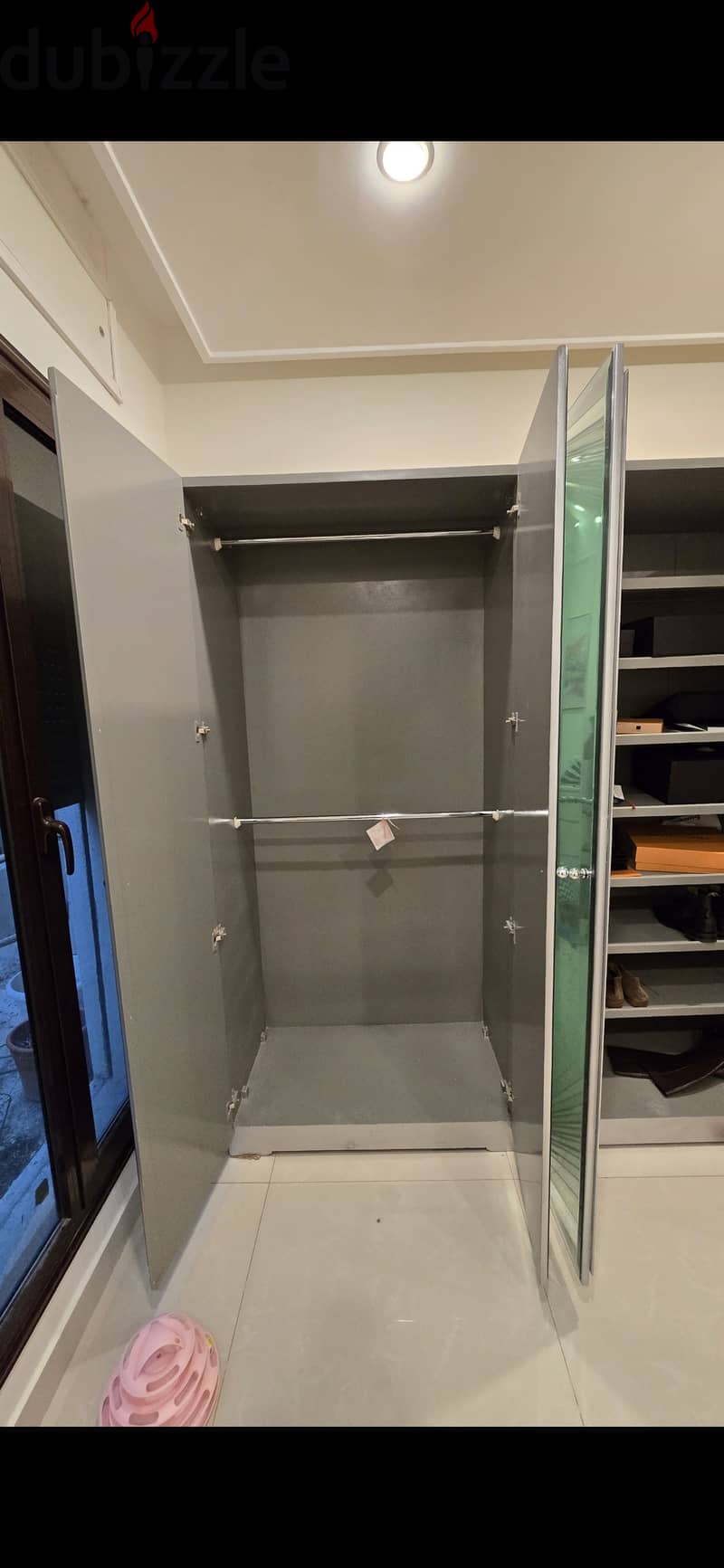 6 Door Mirror Wardrobe/Cabinet 1