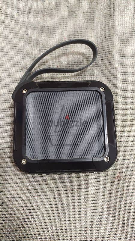 Original Boat Stone 200 Bluetooth speaker up for sale 1