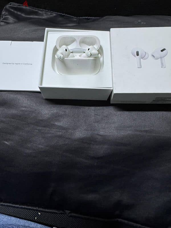 air pods pro 1 3