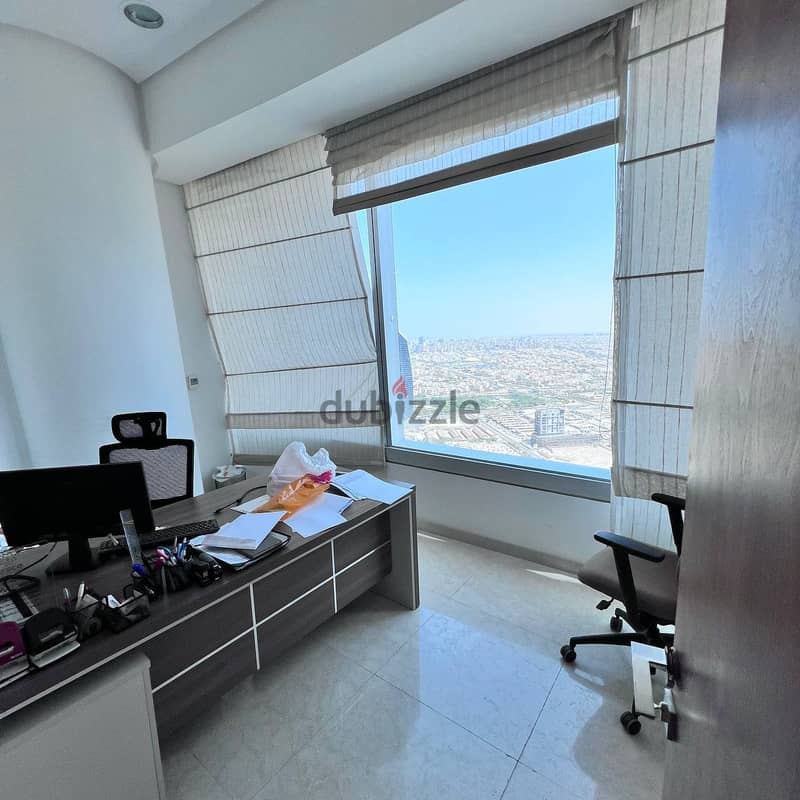 Office for rent in sharq Block 5 4