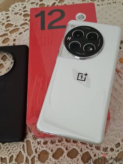 for sale OnePlus 12 512 GB like new global version Chinese box