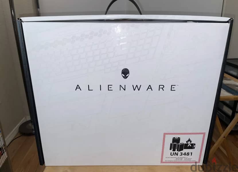 Alienware m18 Ryzen 9 32GB 4