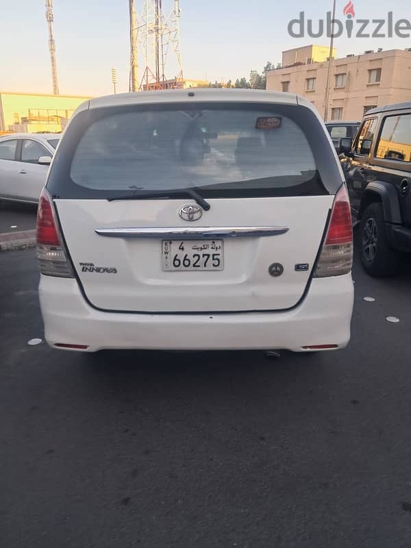 Toyota Innova 2009 1