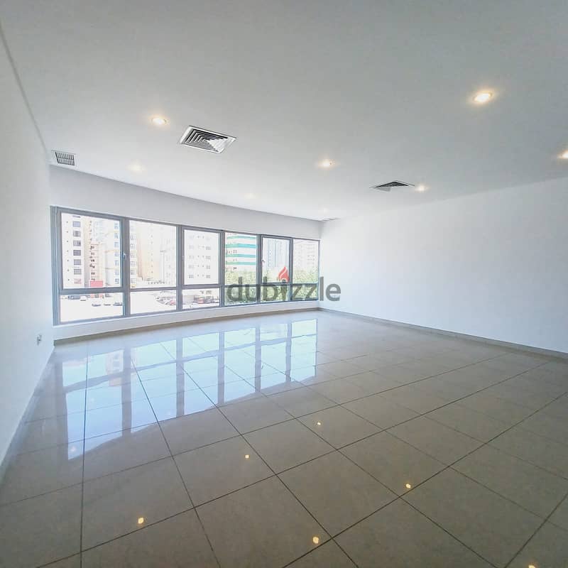 Apartment for rent in Salmiya 0