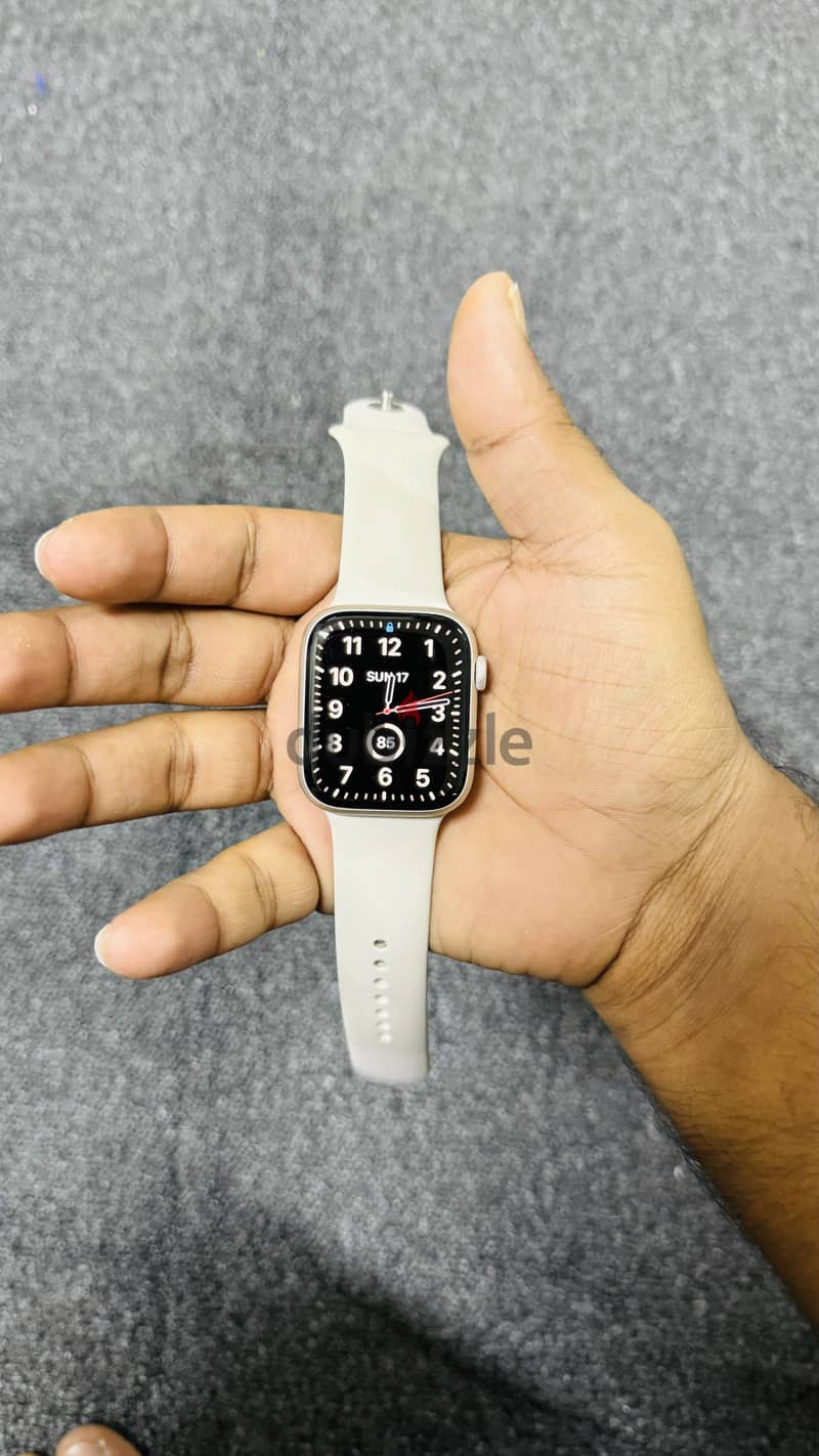 Apple Watch Series 7 45mm CELLULAR 4