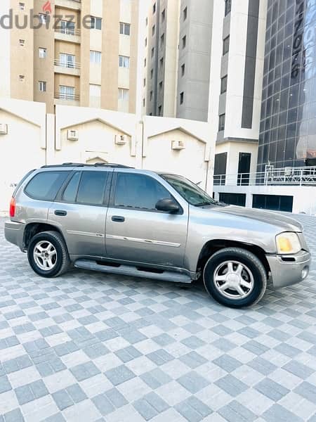 GMC Envoy 2009 1