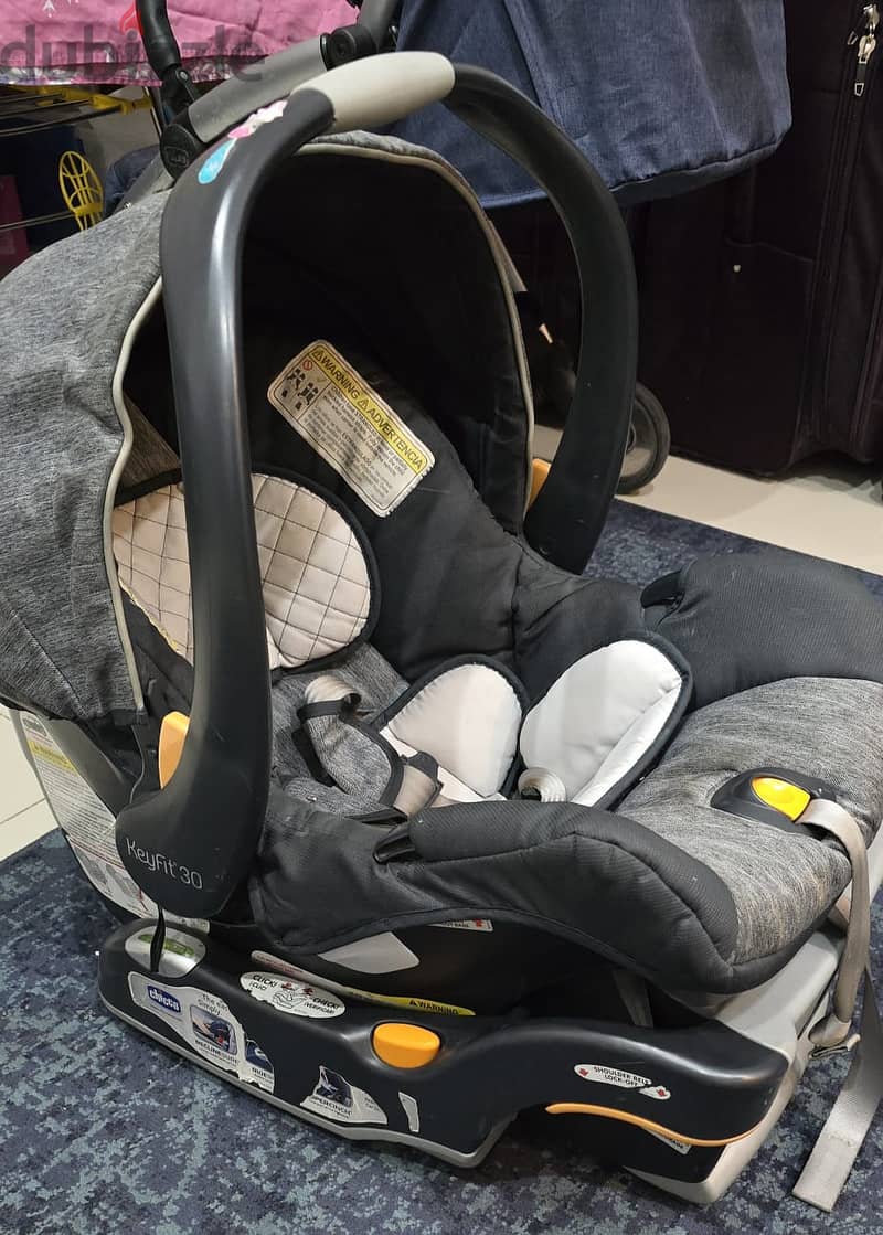 Baby stroller and carseat 6