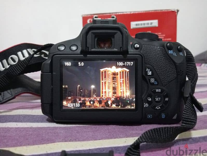 EOS 700D lightly used. 2