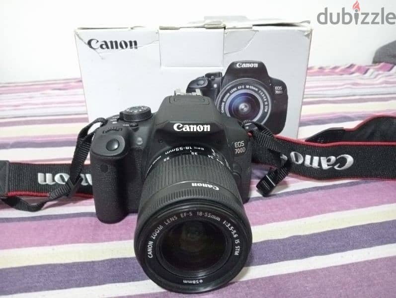 EOS 700D lightly used. 4