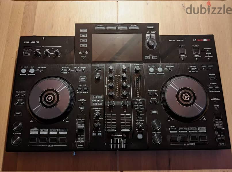 Pioneer XDJ-RR DJ controller 0