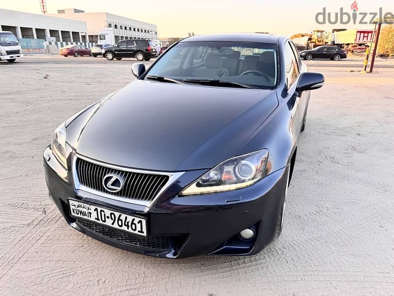 Lexus IS-Series 2011 9