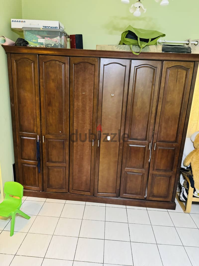 6 door wooden wardrobe 1