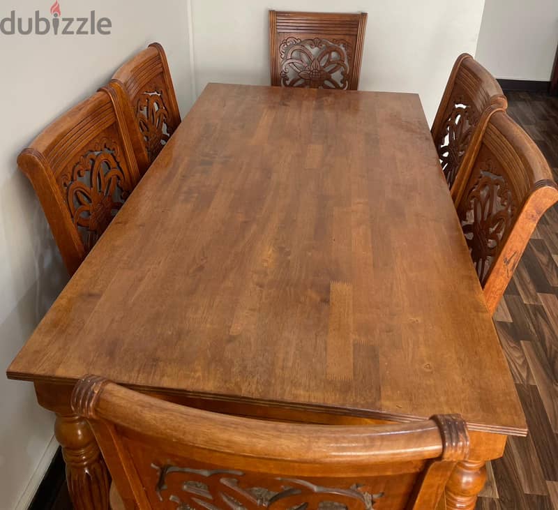 Dining table with 6 chairs - Salmiya Block 12 - KWD. 40 1