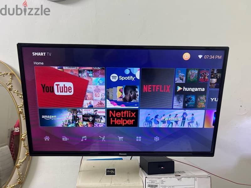 dexon smart tv led 32 inch with box 1 month use only 0