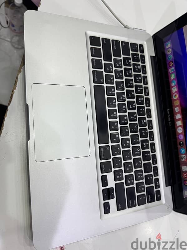 MacBook Pro 13.3inch core i7 Ram 8GB SSD 240GB 2