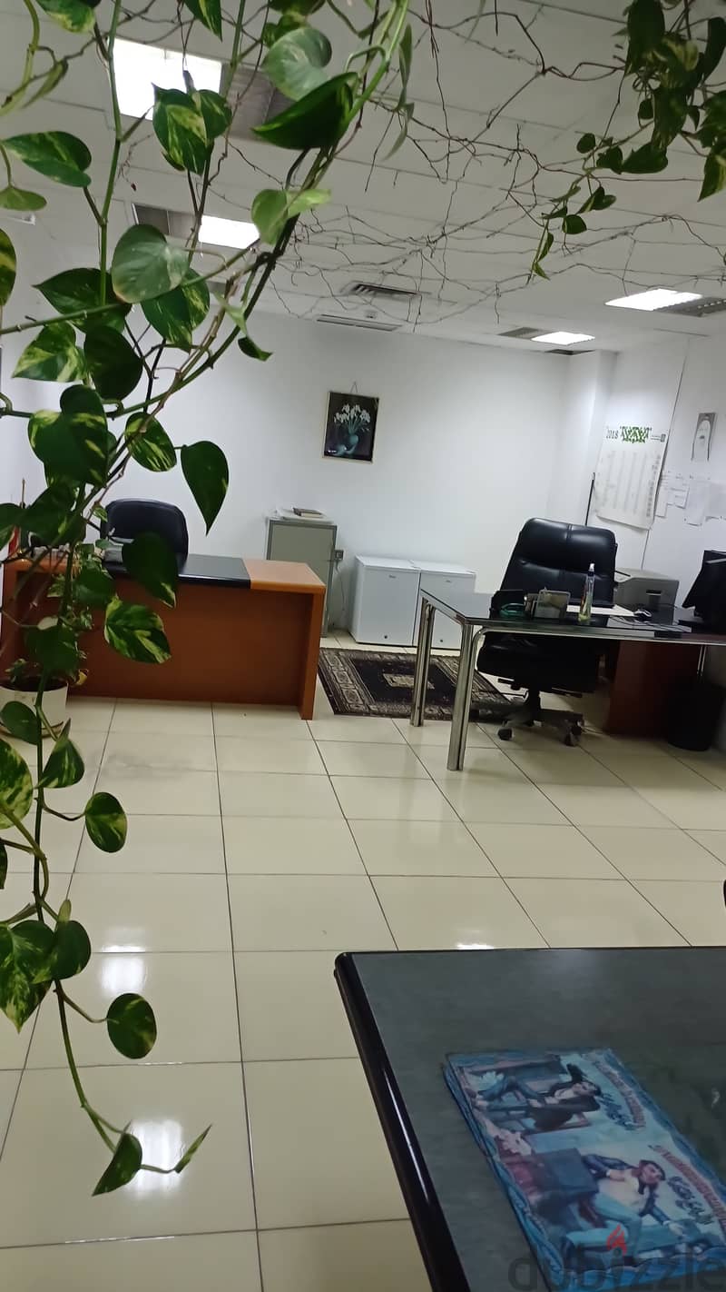 Office for sale  in Hawally Al Afdasani complex 0