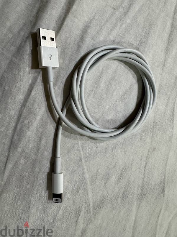 iPhone usb to lightning cable 0