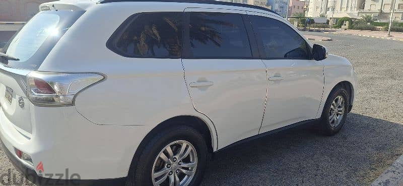 Mitsubishi Outlander 2014 4